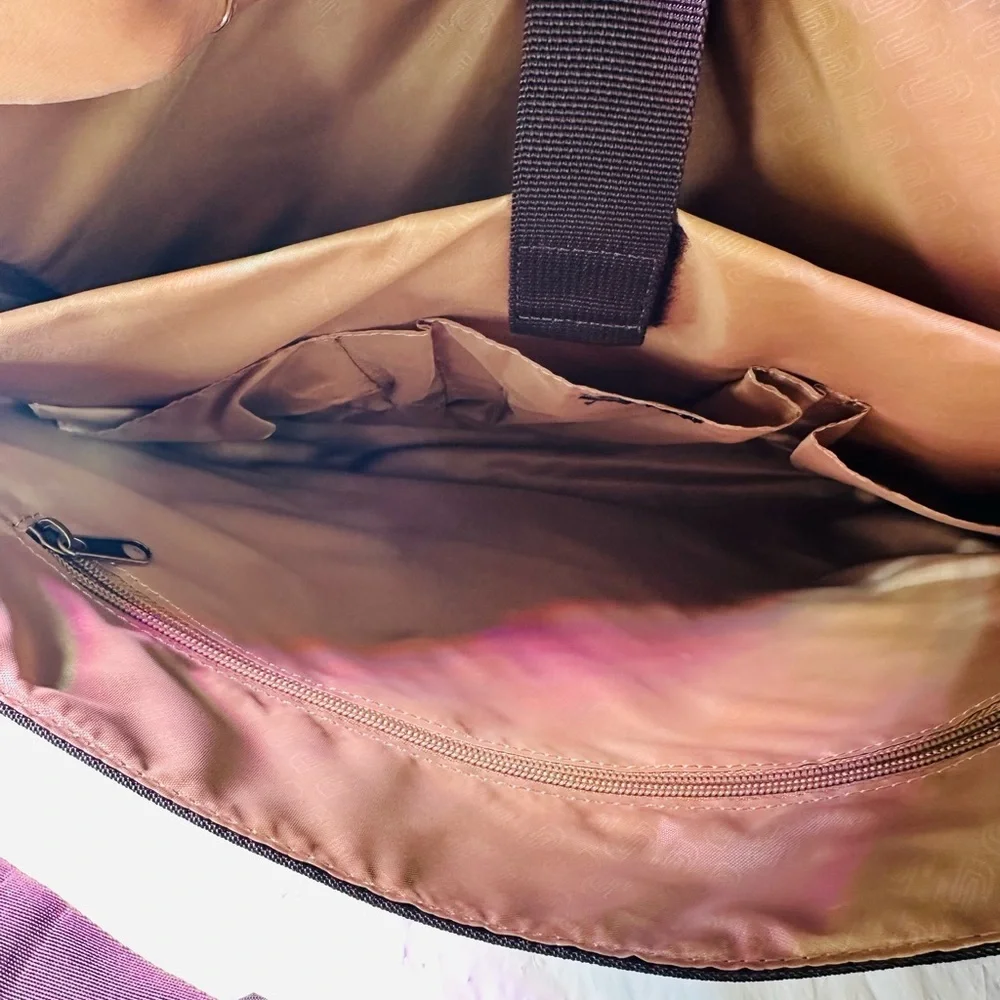 solo Brown Leather Messenger Bag with Adjustable Strap